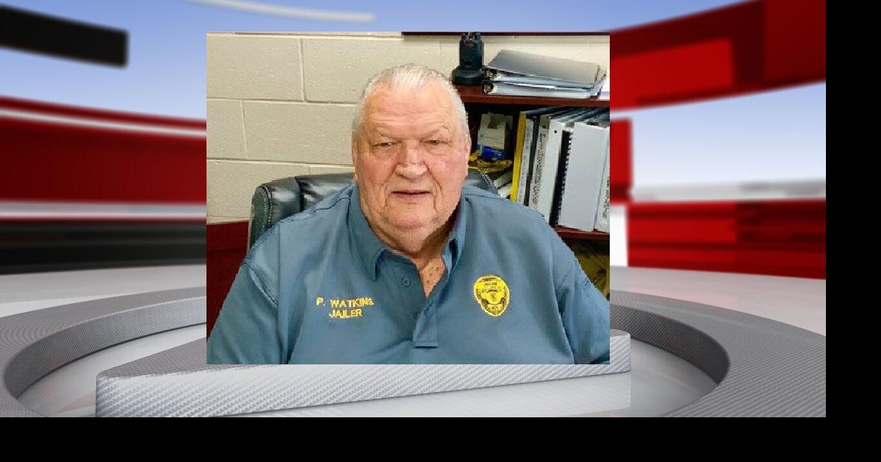 Controversial Bullitt County jailer dies, jailerelect sworn in early
