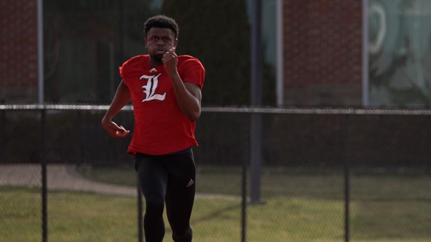 UofL Track Star 5.jpg