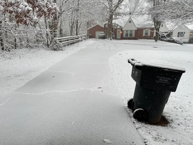 Snow in New Albany-1-27-21 (3).jpg