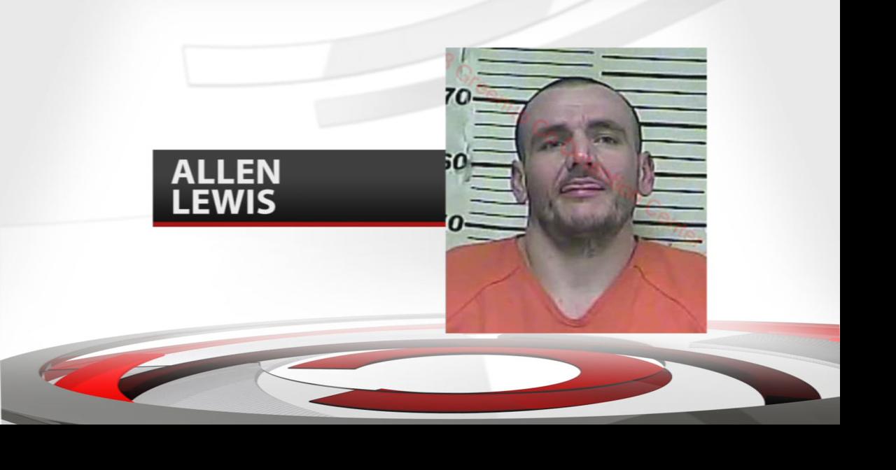 Escaped jail inmate accidentally flags down police officer for ride