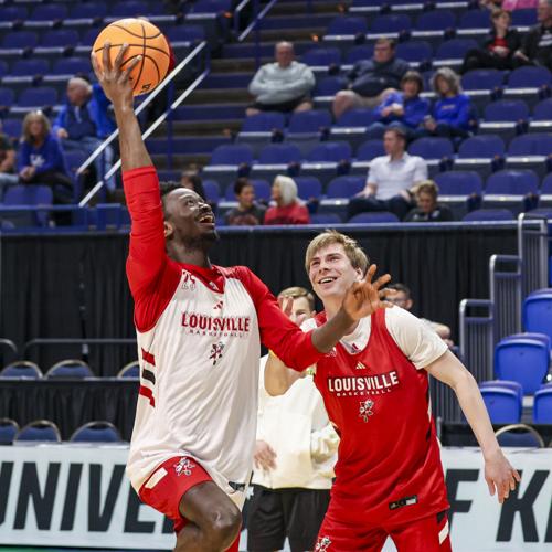 LOUISVILLE NCAA PRACTICE-25.jpg