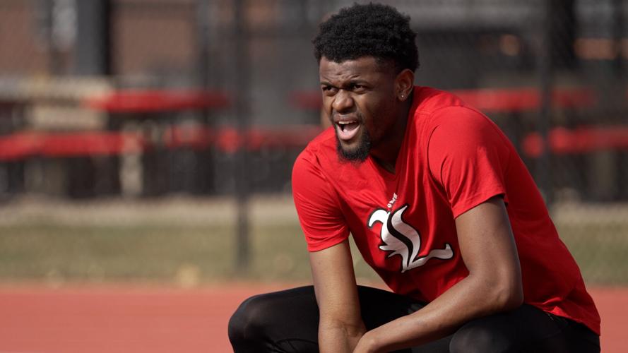 UofL Track Star 6.jpg