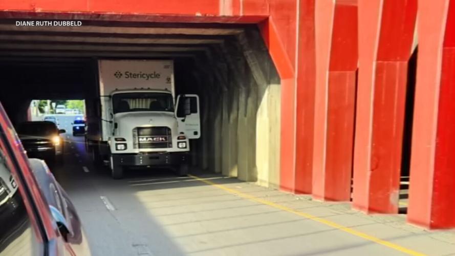 Louisville can opener bridge