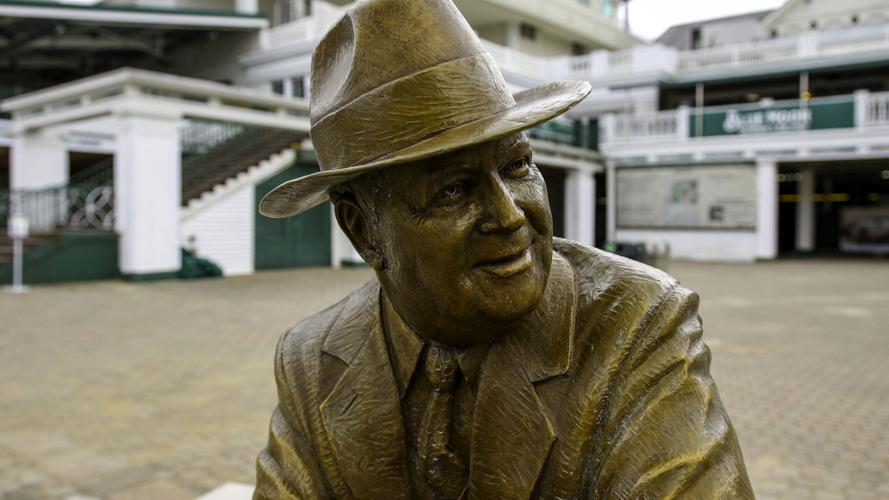 ASHER-WINN STATUE4114.jpg