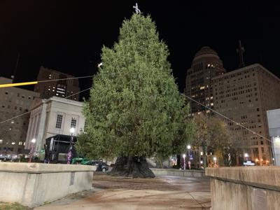 LIGHT_UP_LOUISVILLE.jpg