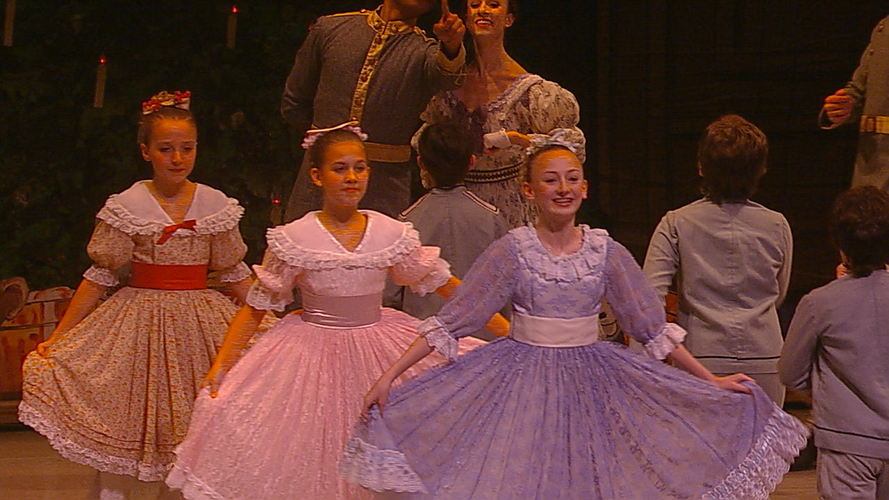 NUTCRACKER BROADCAST - 12-25-19 (61).png