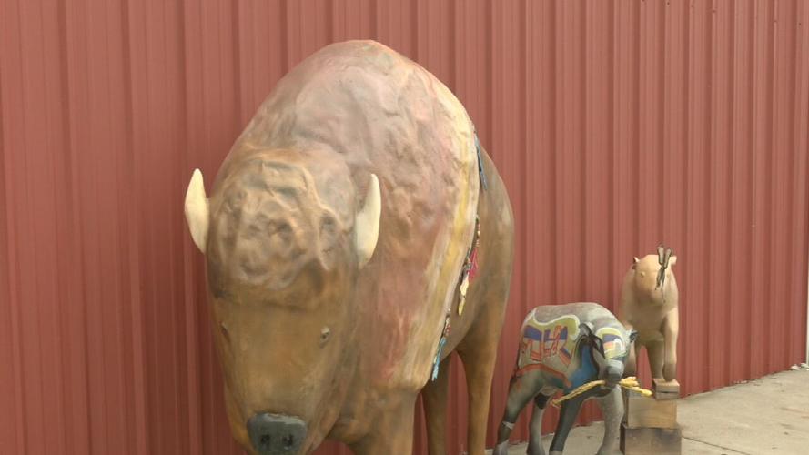 Buffalo sculptures at Craft House Pizza on Preston Highway - 11.15.24