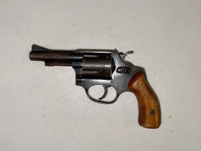 Scott County gun up for auction.jpg