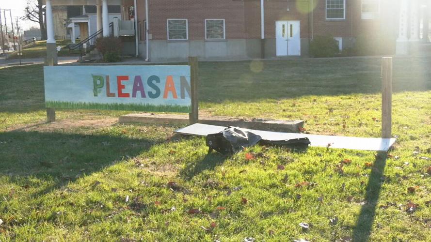 Juveniles arrested after carjackings overnight - 12.14.23