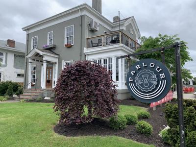 Parlour Pizza in Jeffersonville