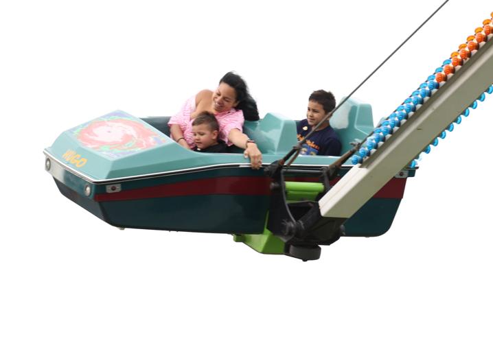 People on rides at the Chow Wagon