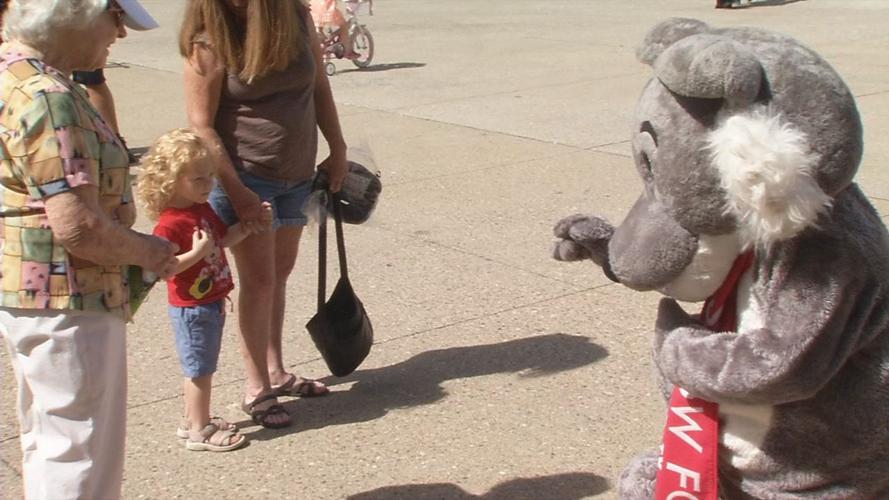 WDRB BIKE HELMET GIVEAWAY 4VO.transfer_frame_234.jpg