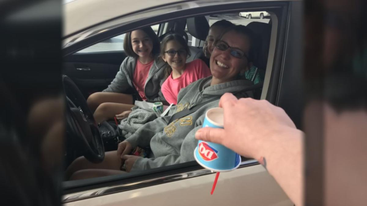 Customers Pay It Forward In Bardstown Dairy Queen Drive Thru News Wdrb Com