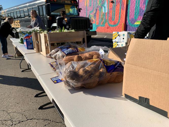 LOUISVILLE FOOD PANTRY - HEART ASSOCIATION 11-8-2021 2.jpg