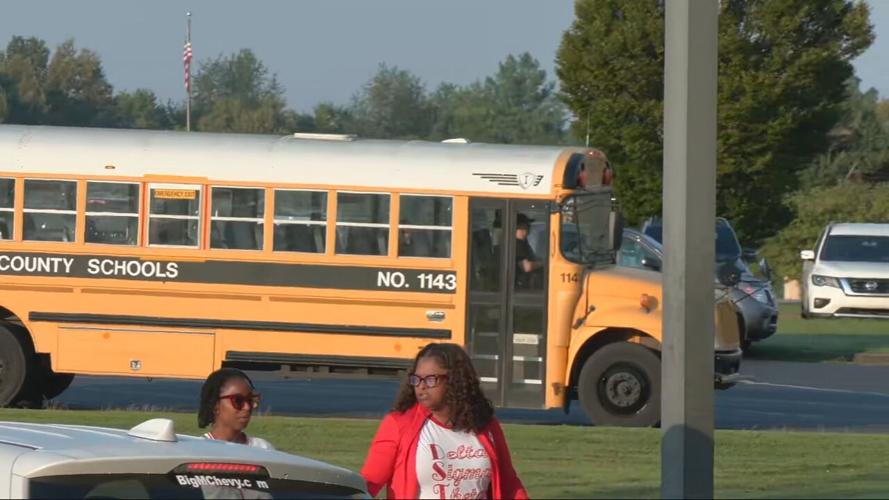 Hardin County Schools students return to class