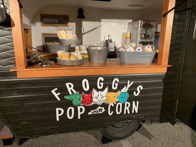 Froggy's Snack Shack Display