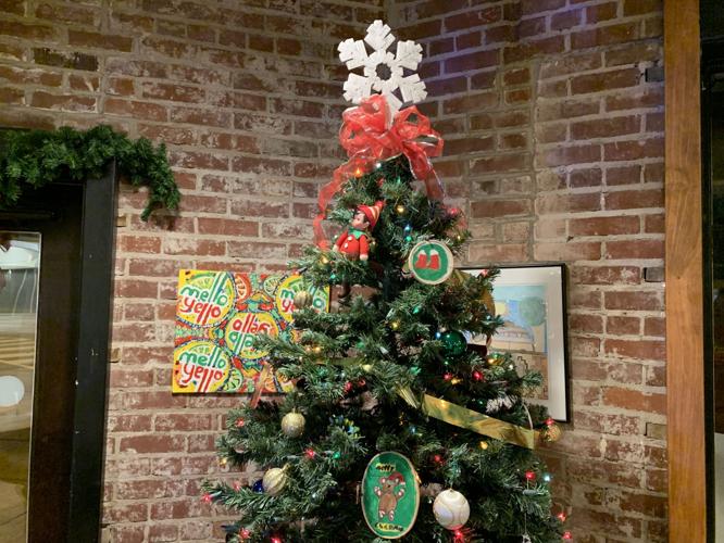 BARDSTOWN ROAD AGLOW - KEITH KAISER 12-3-19  (4).jpeg