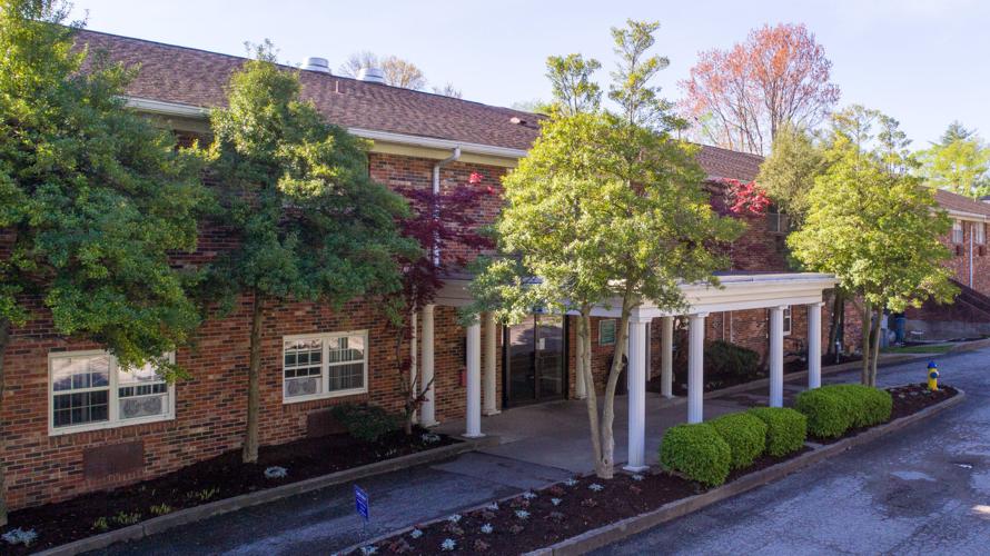 Hillcreek Rehabilitation and Care Entrance