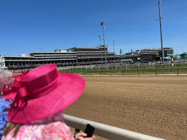 OAKS - CROWDS 5-5-2023 (3).jpg