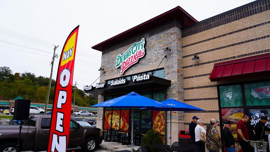 New Albany location of Derby City Pizza.jpg