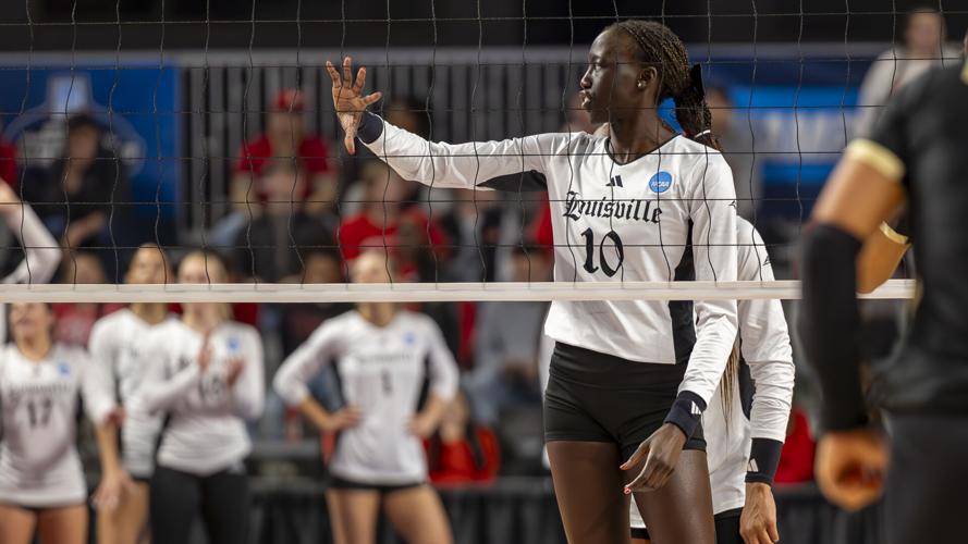 UL NCAA Volleyball Purdue-15.jpg
