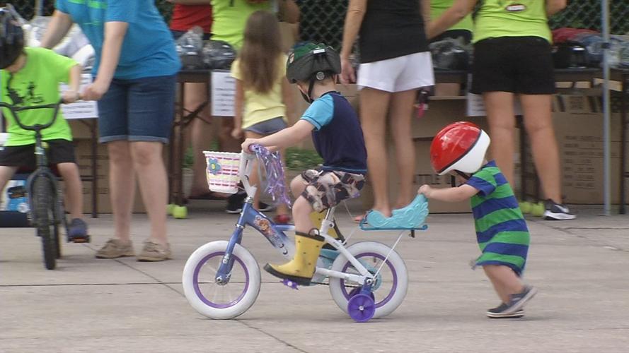WDRB BIKE HELMET GIVEAWAY 4VO.transfer_frame_412.jpg