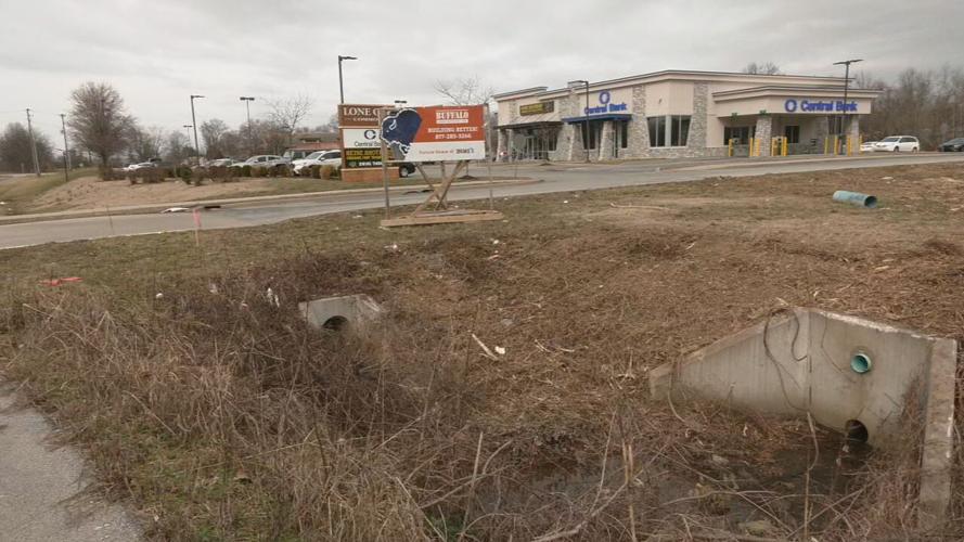 A developer says Drake's restaurant will open a new location off Outer Loop in Okolona. (WDRB image)