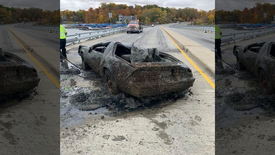 88 Camaro found in lake near Indy (4).jpg