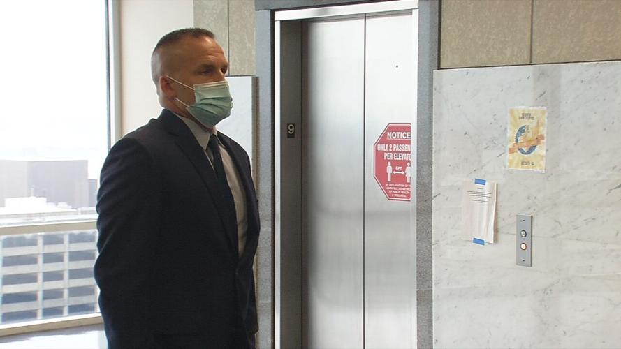 Brett Hankison at courthouse 3-25-21.jpeg