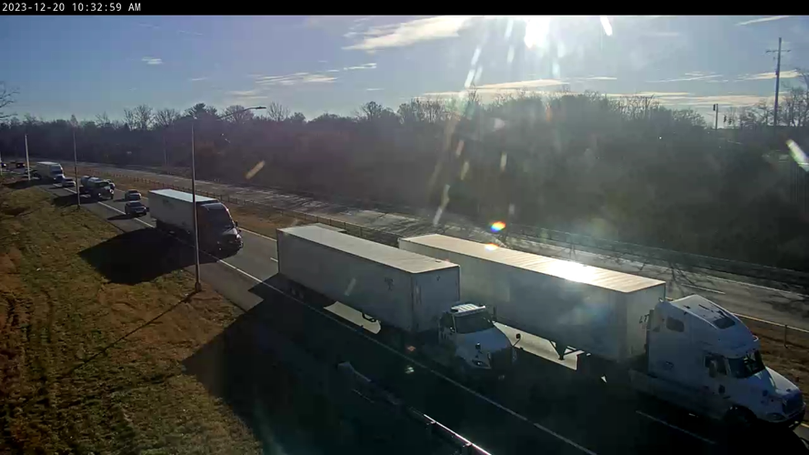 Traffic backup on I-64W near Cannons Lane