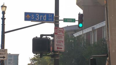 Crews Begin Re Striping Portion Of S 3rd Street For Two Way Traffic Conversion News Wdrb Com