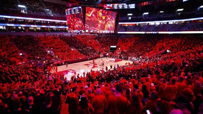 Louisville basketball stripe out