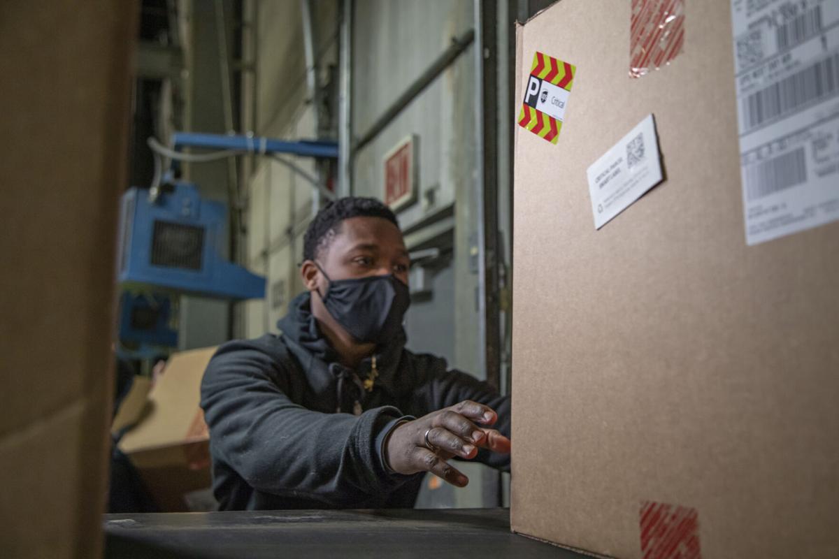 Ups Closes Worldport Monday Night Because Of Winter Storm In Depth Wdrb Com