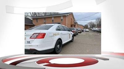 Indianapolis stolen car with child inside