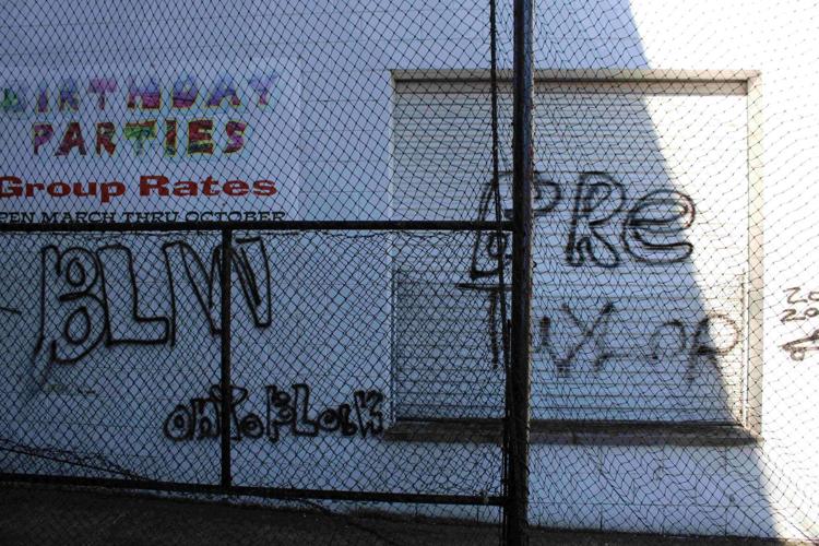 Batt-N-Putt vandalism