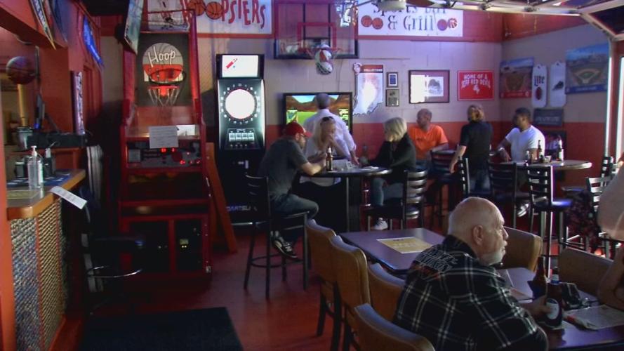 Hoopsters interior restaurant.jpg