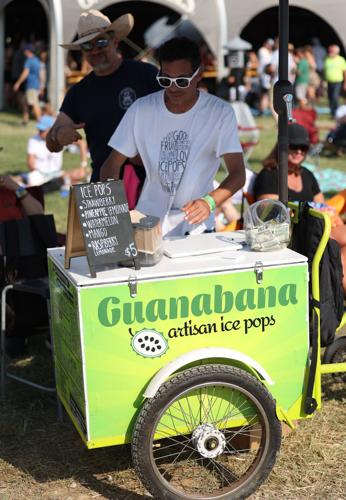 Guanabana vendor stand