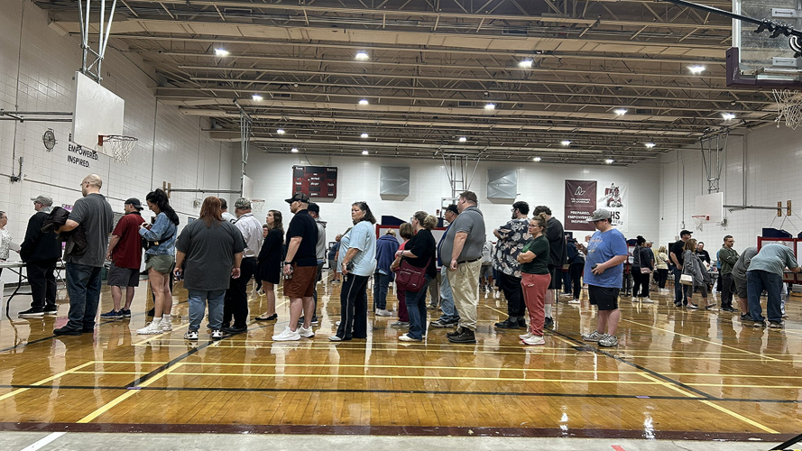 Voting lines at Jeffersontown High School on Election Day