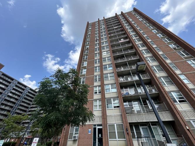 DOSKER MANOR (1).jpg