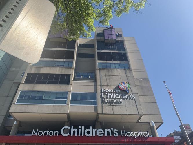 NORTON CHILDRENS HOSPITAL - SUPERHERO WINDOW WASHERS 4-19-2021 (5).jpg