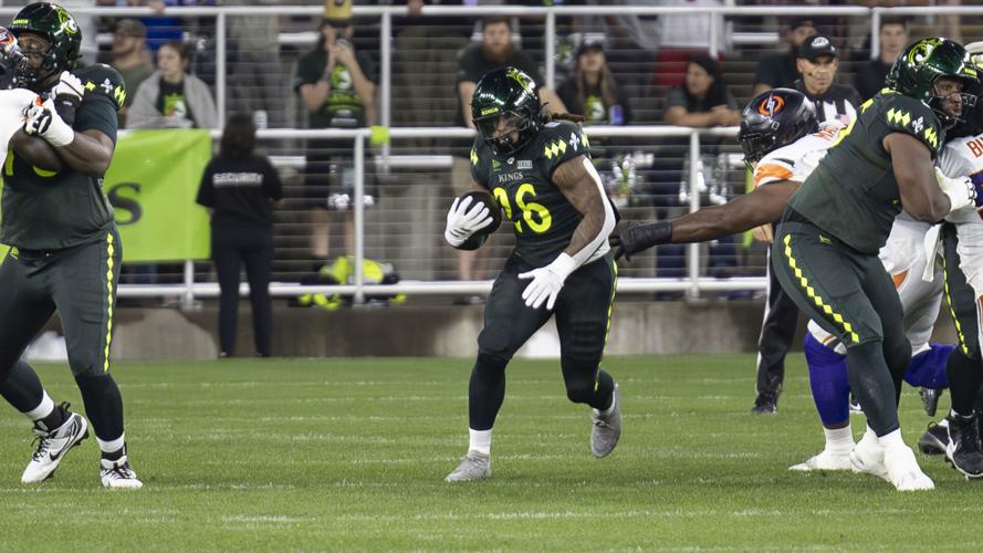 LOUISVILLE ORLANDO UFL.jpg