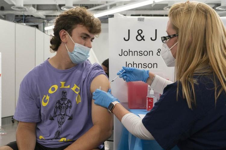 New York student gets J&J vaccine