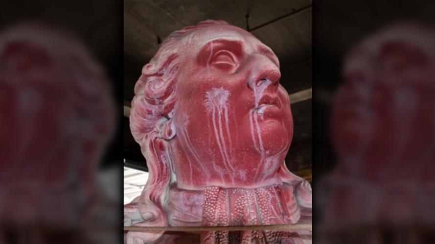 KING LOUIS HEAD3.png