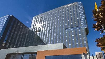 Omni Louisville hotel sun bouncing off windows