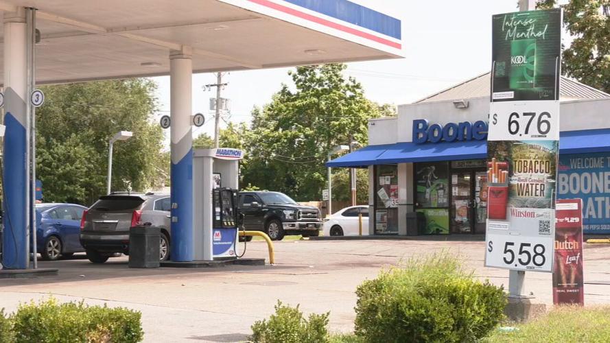 BOONES GAS STATION FOLO