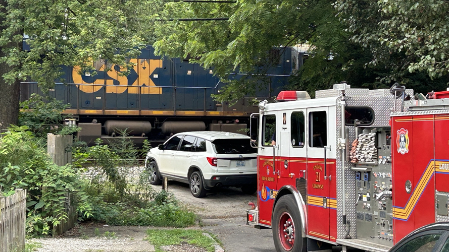 Train hits pedestrian near Frankfort Avenue in Louisville's Clifton neighborhood