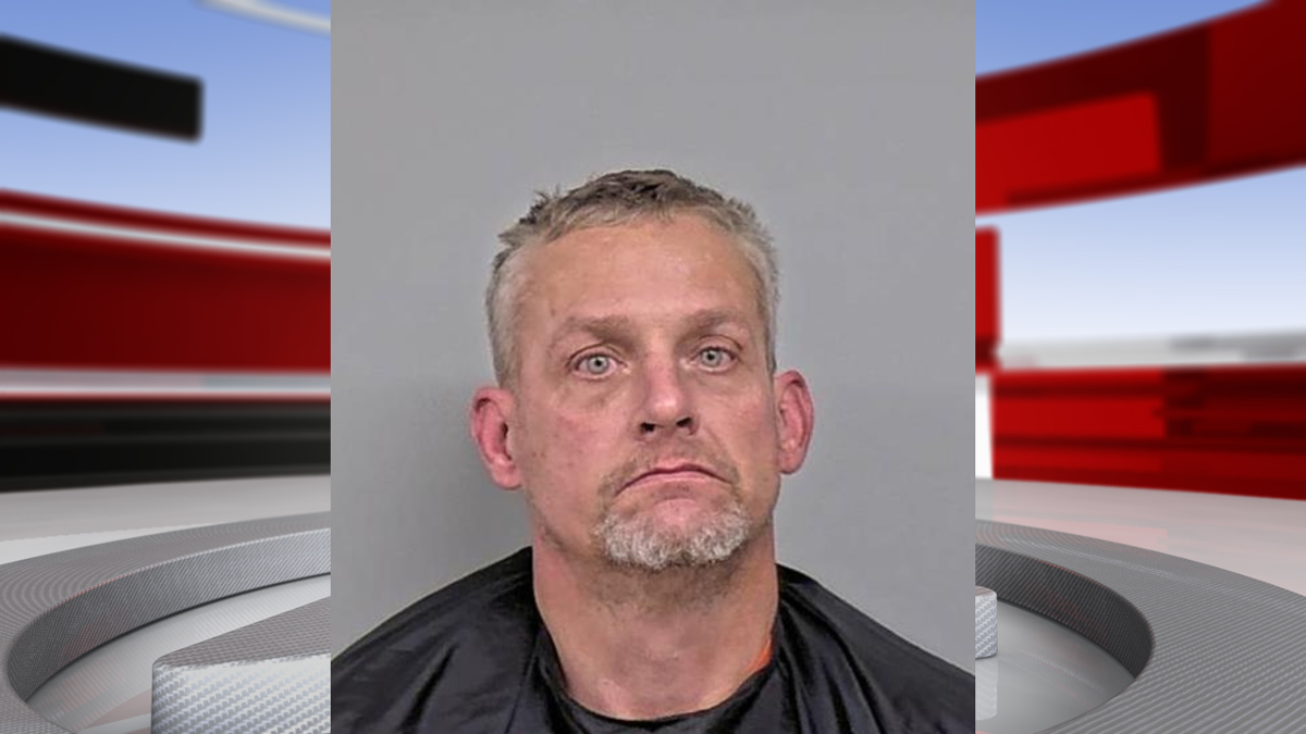 Indiana man arrested after police seize meth, stolen plate during Floyd ...