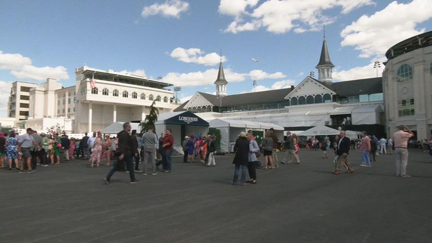 Churchill Downs-Champion's Day 5-3-23 (10).jpg