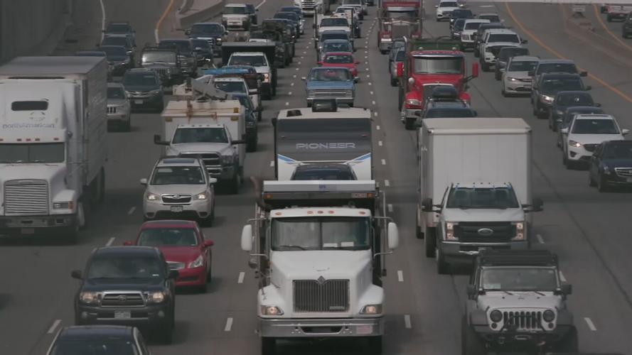 Traffic, drivers, motorists, vehicles, driving (generic)