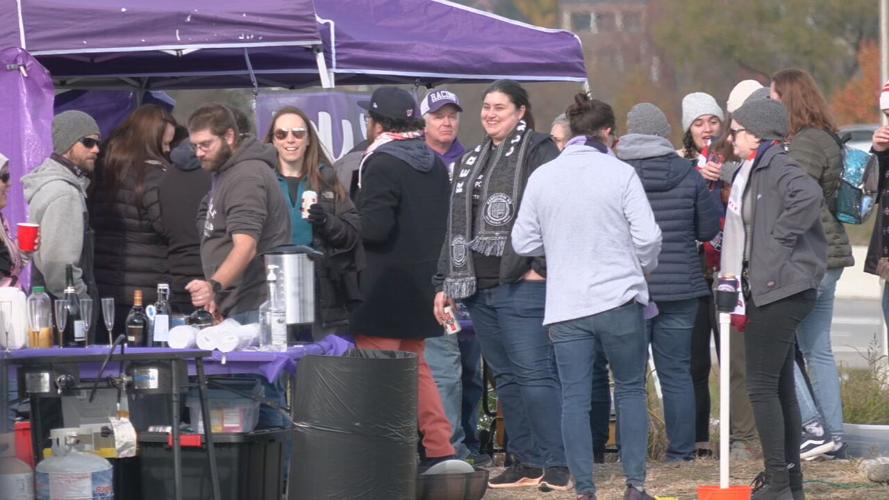 NWSL CHAMPIONSHIP FANS.jpeg